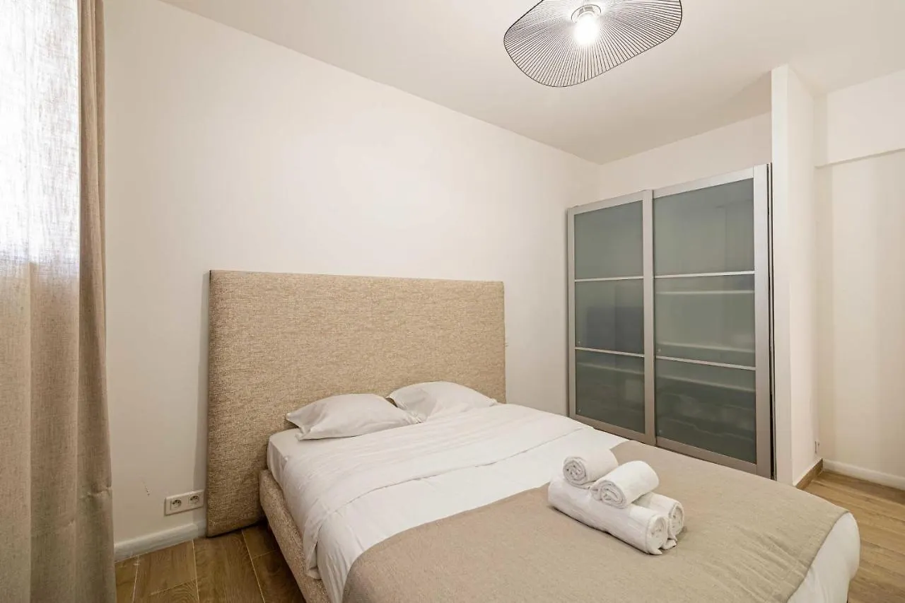 Beautiful Renovated Apartment - 1Br4P - 300M From The Beach Cannes