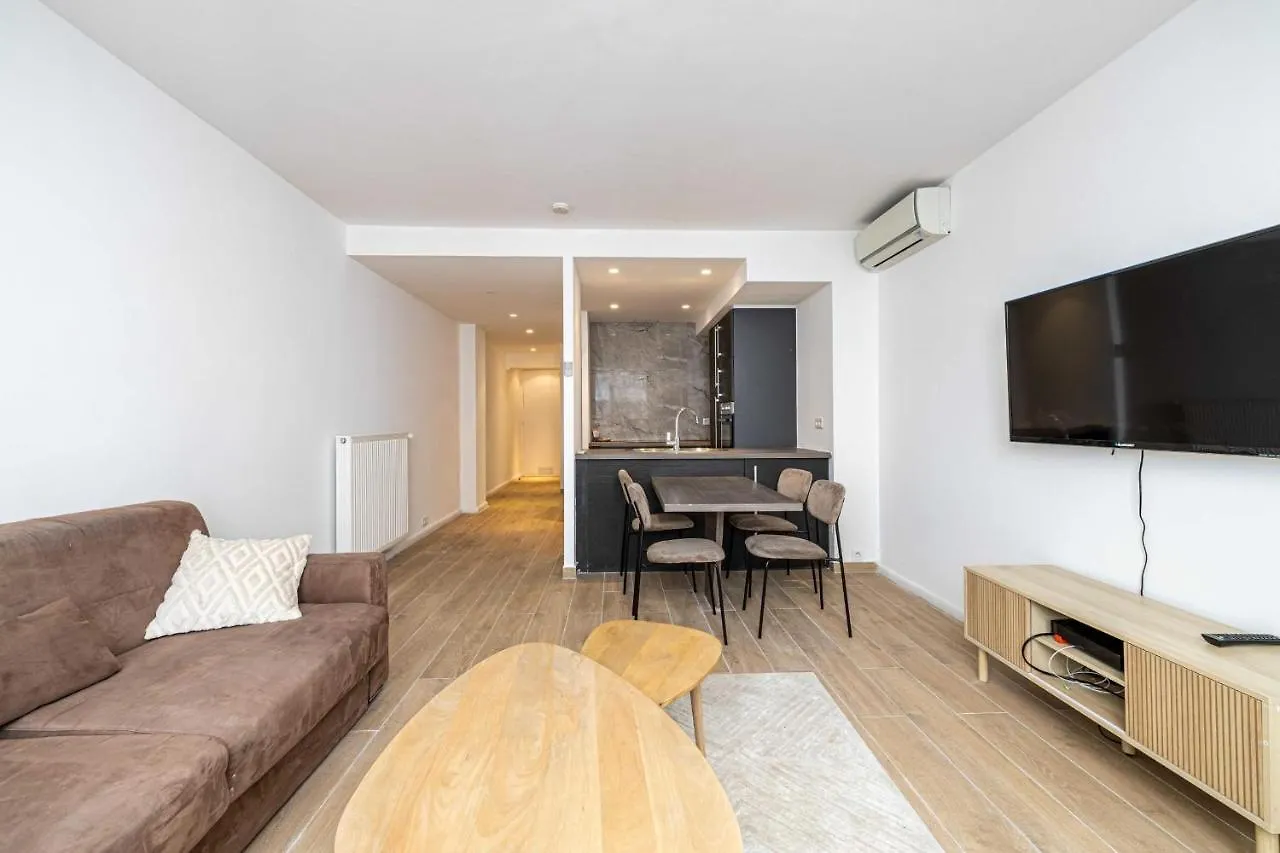 Beautiful Renovated Apartment - 1Br4P - 300M From The Beach Cannes